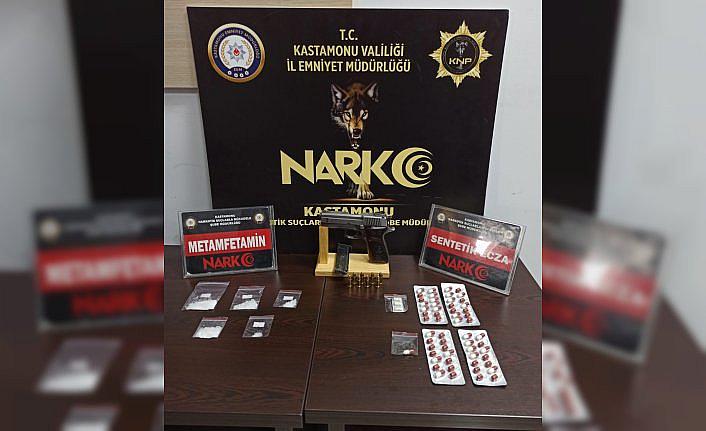 Kastamonu'da uyuşturucu operasyonunda 2 kişi yakalandı