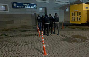 Samsun'da 2 firari hükümlü uyuşturucuyla yakalandı