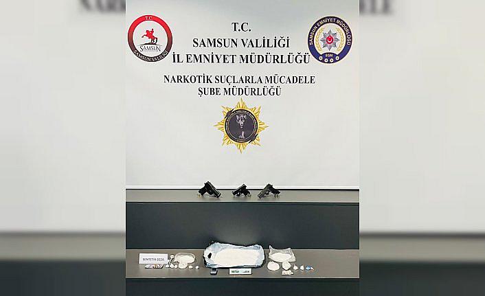 Samsun'da otel odasında uyuşturucu satışı yapan şüpheliler yakalandı