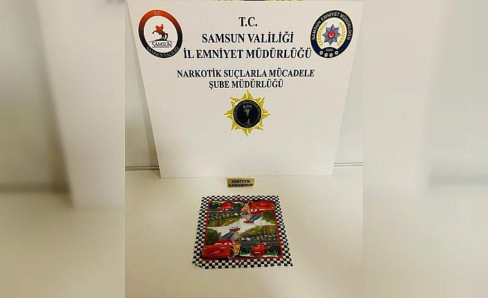 Samsun'da peçeteye emdirilmiş sentetik uyuşturucuyla yakalanan zanlı tutuklandı