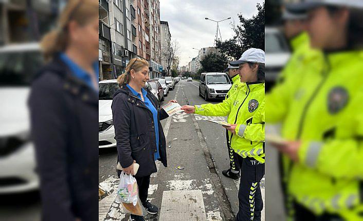Samsun’da polis trafik ile ilgili bilgilendirme yaptı