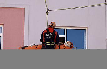 Trabzon'da yapılan tatbikat ile öğrenciler depreme karşı bilinçlendirildi