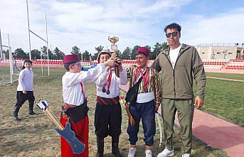 Bayat'tan öğrenciler Geleneksel Okçuluk İl Birinciliğinde derece aldı