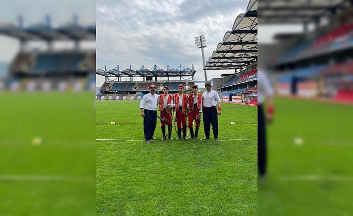 Bayat'tan öğrenciler okçulukta derece elde etti