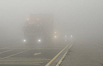 Bolu Dağı'nda sis ve sağanak etkili oldu
