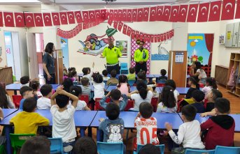 Gümüşhacıköy’de anaokulu öğrencilerine polislik mesleği tanıtıldı