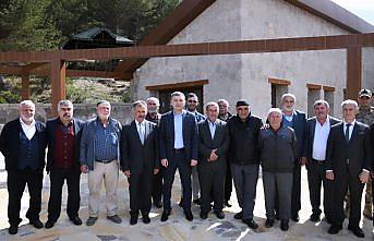 Gümüşhane Valisi Tanrısever, tarihi Kov Kalesi'ni ziyaret etti