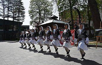 Gümüşhane'de “Turizm Haftası“ dolayısıyla kortej yürüyüşü gerçekleştirildi