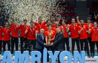 Hentbolda Mihalıççık Belediyespor ile Güneysuspor, Süper Lig'e çıktı