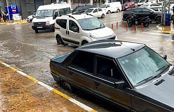 Karabük'te sağanağın ardından dolu yağdı