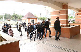 Kastamonu merkezli suç örgütü operasyonunda yakalanan şüpheliler adliyede