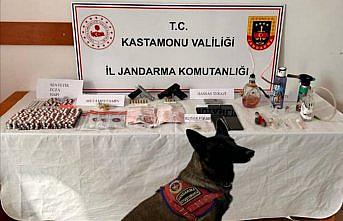 Kastamonu'da uyuşturucu operasyonunda yakalanan 3 kişi tutuklandı