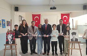 Merzifon’da 23 Nisan temalı resim sergisi açıldı