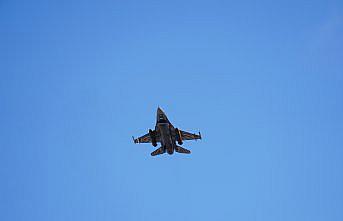 Muharip uçaklar Düzce semalarında prova yaptı