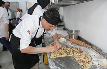 Sinop'ta geleceğin şefleri yöresel lezzetler yarışmasında hünerlerini sergiledi