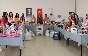 Sinop'ta lösemili çocuklar için yüzlerce oyuncak toplandı