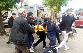 Düzce'de camide rahatsızlanan kişiye ilk müdahaleyi yanında namaz kılan sağlık personeli yaptı