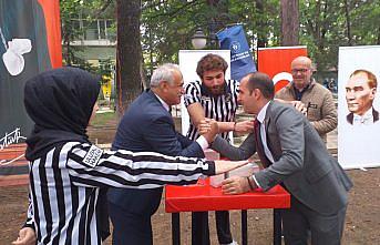 İskilip'te bilek güreşi etkinliği yapıldı