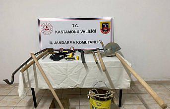 Kastamonu'da izinsiz kazı yapan 5 şüpheli suçüstü yakalandı