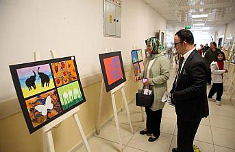 Kastamonu'da özel öğrencilerin yaptığı resim ve ebru sergisi açıldı