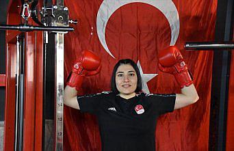 Milli kick boksçu Feyzanur, 3. kez dünya şampiyonu olmak için mücadele edecek