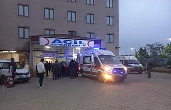 Ordu'da üzerine telefon direği devrilen çocuk ağır yaralandı