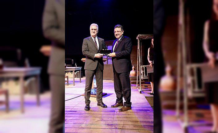 Trabzon'da “24. Uluslararası Karadeniz Tiyatro Festivali“ açılış oyunuyla başladı