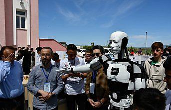 Vezirköprü'de TÜBİTAK 4006 Bilim Fuarı açıldı