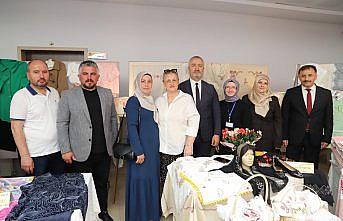 19 Mayıs Halk Eğitimi Merkezi yıl sonu sergisi açıldı