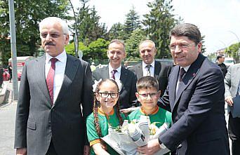 Adalet Bakanı Yılmaz Tunç, Bolu'da gündeme ilişkin soruları yanıtladı: