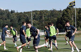 Fenerbahçe, yeni sezon hazırlıklarına devam etti
