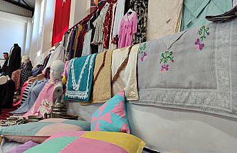 Salıpazarı Halk Eğitimi Merkezinde yıl sonu sergisi düzenlendi