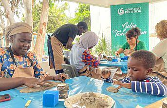 Yunus Emre Enstitüsü'nden Senegalli kadın ve çocuklara destek projeleri