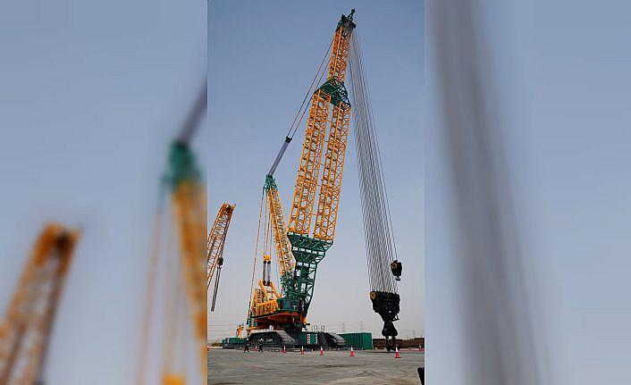 Hareket Proje'den 2 bin 200 tonluk paletli vinç yatırımı