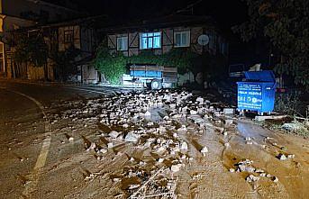 Çorum'un Oğuzlar ilçesinde şiddetli yağış etkili oldu