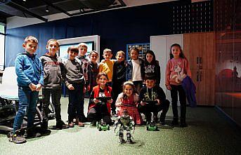 Trabzon'daki Özdemir Bayraktar Planetaryum ve Bilim Merkezi 57 bin 967 kişiyi ağırladı