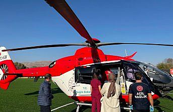 Gümüşhane'de boğazına fındık takılan 1 yaşındaki bebek Trabzon'a sevk edildi