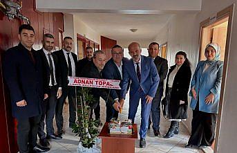 Ladik Belediye Başkanı Topal'dan okullara Öğretmenler Günü ziyareti