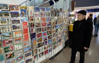 Kastamonulu sahaf onlarca yıllık geçmişi olan kartpostalları satışa çıkardı