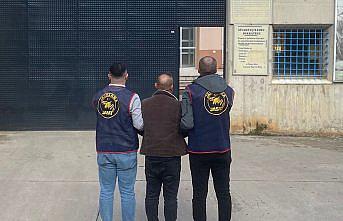 Bafra'da aranan 2 hükümlü yakalandı