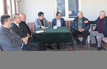 Taşova Kaymakamı Kartal, köy ziyaretlerine devam ediyor