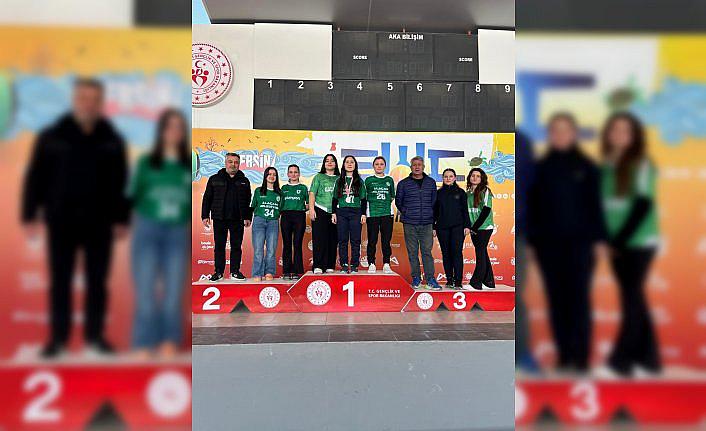 Alaçamspor Bocce Takımı sporcusu Selma Kalanç, raffada Türkiye ikincisi oldu
