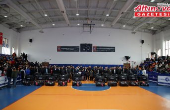 Çorum'da amatör spor kulüplerine 3 milyon liralık malzeme yardımı