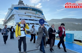 Rusya'dan 1015 kruvaziyer yolcusu Amasra'ya geldi