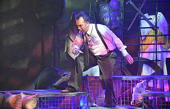 Trabzon'da “Savaş Müzesi“ oyununun prömiyeri yapıldı