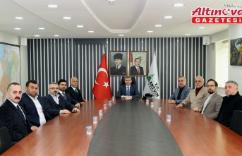 Artvin Ticaret Borsası Başkanı Akyürek, Vali Ergün'ü ziyarette bulundu