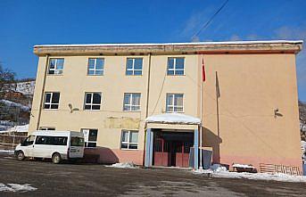 Espiye'de Ericek İlkokulu ve Ortaokulu yenilendi