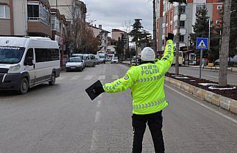 Gümüşhacıköy'de trafik denetimleri devam ediyor