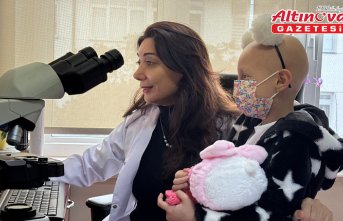 Kanserin nadir türüyle mücadele eden Ümmü Gülsüm'ün hayali doktor olmak