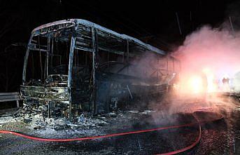 Kastamonu'da seyir halindeki yolcu otobüsü yandı